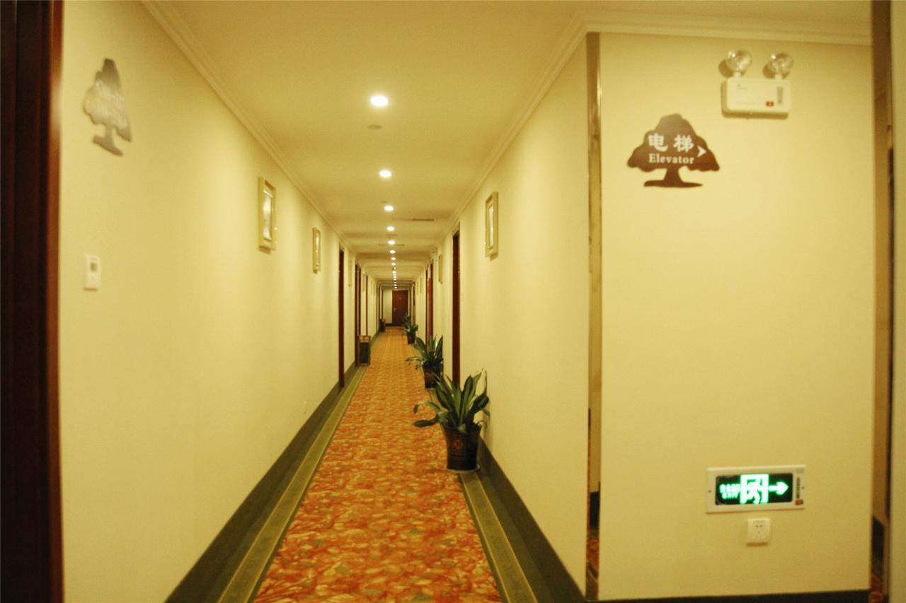 Greentree Inn Xinjiang Fukang Fukang Business Hotel Changji Экстерьер фото