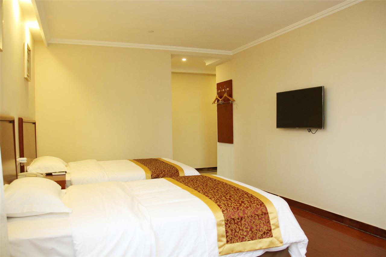 Greentree Inn Xinjiang Fukang Fukang Business Hotel Changji Экстерьер фото