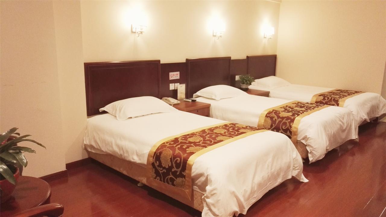 Greentree Inn Xinjiang Fukang Fukang Business Hotel Changji Экстерьер фото