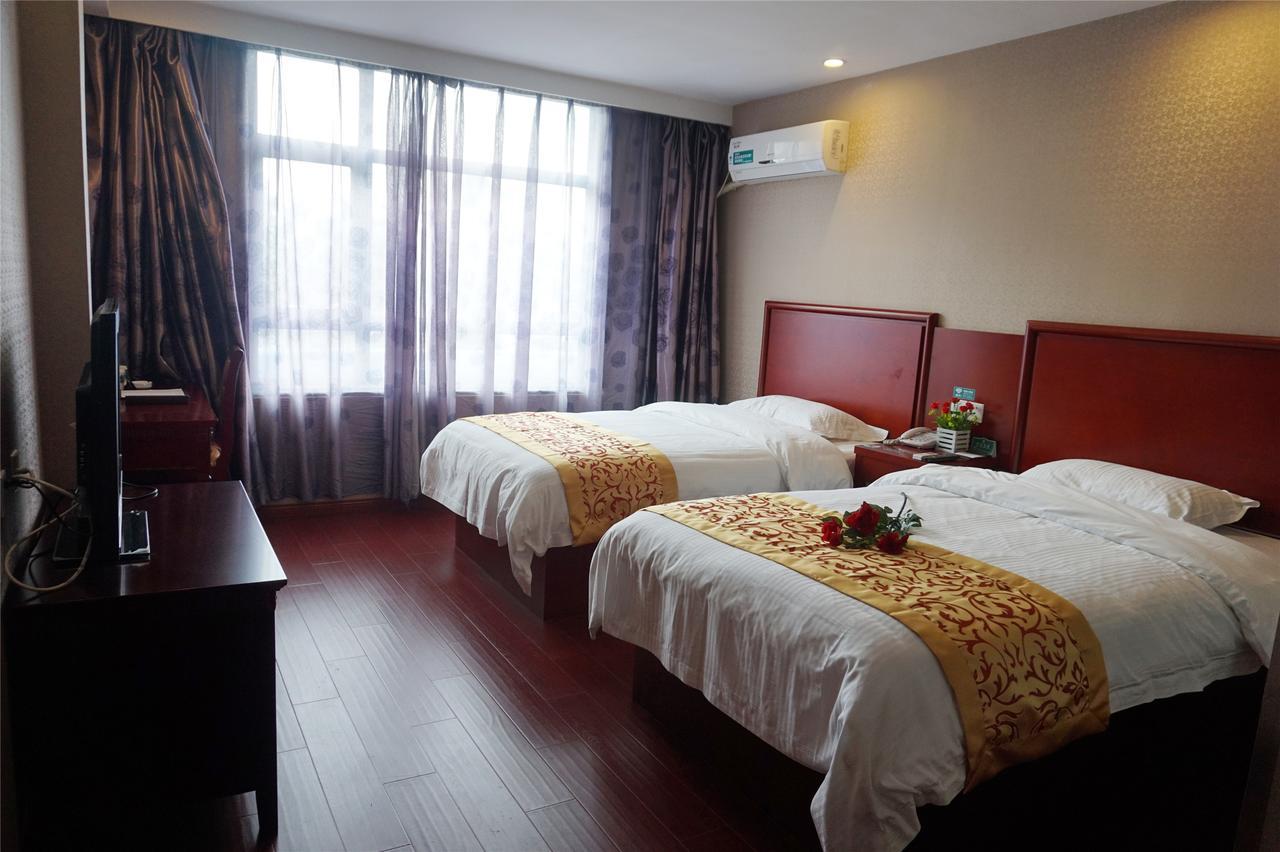 Greentree Inn Xinjiang Fukang Fukang Business Hotel Changji Экстерьер фото
